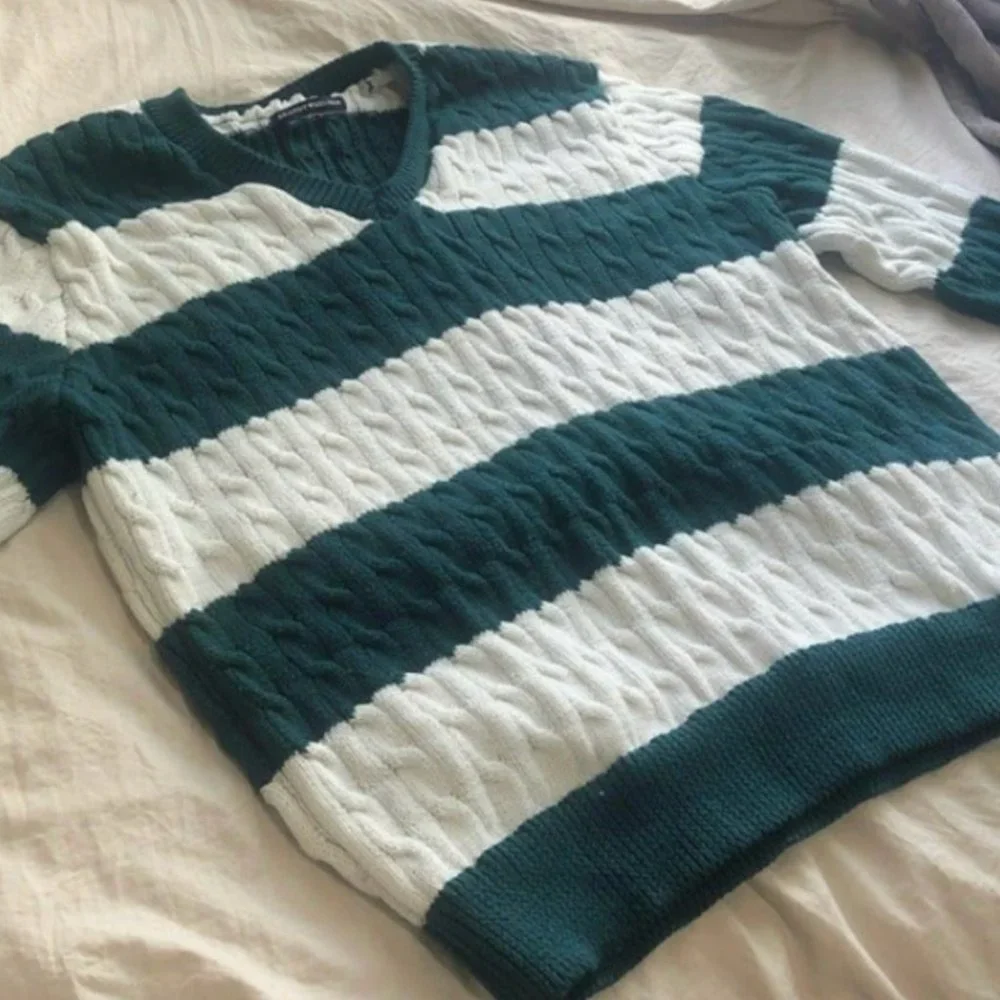 Sold! - Picture 5 of 7